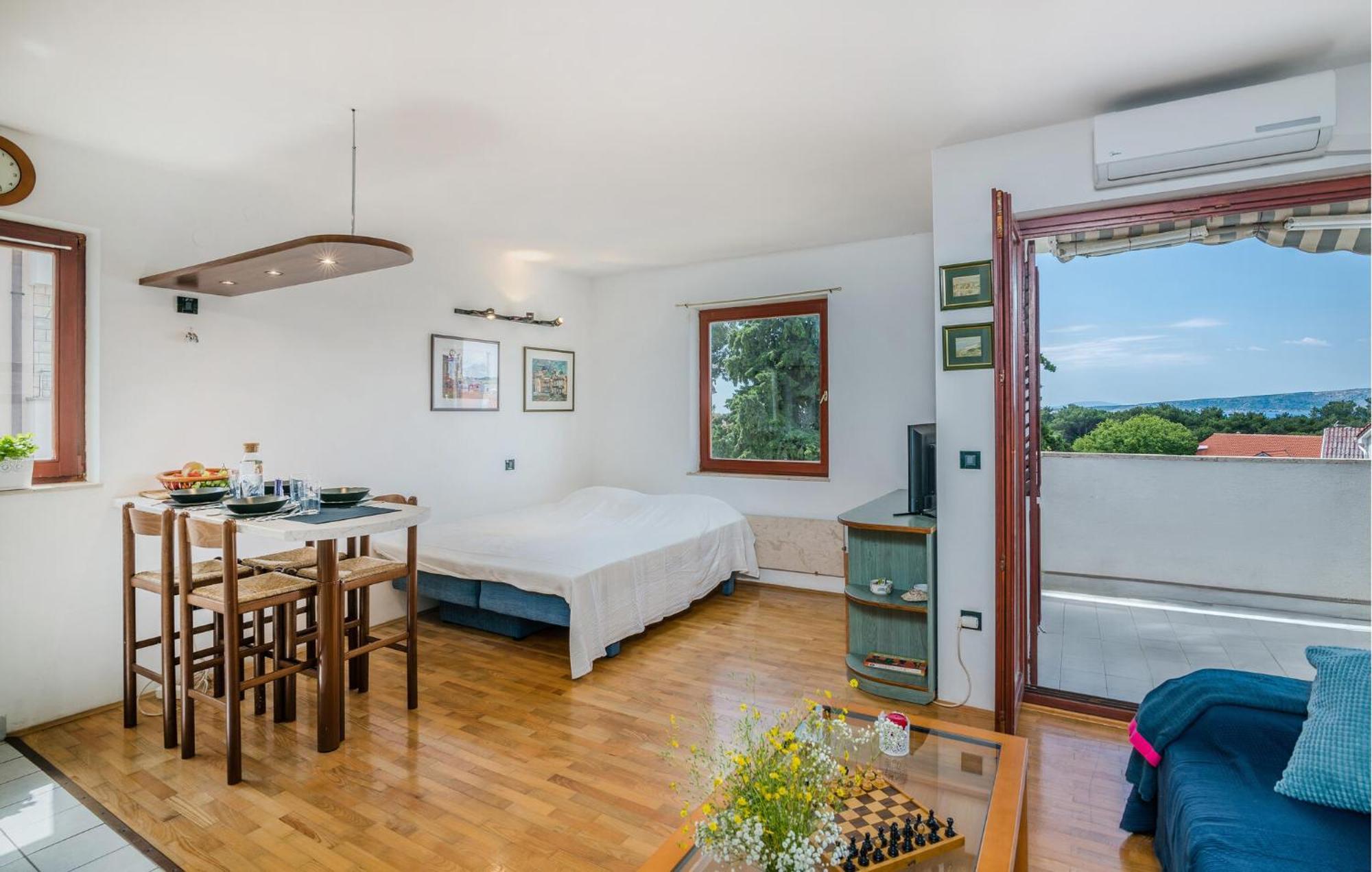Amazing Apartment In Krk With Kitchen Krk Town Esterno foto