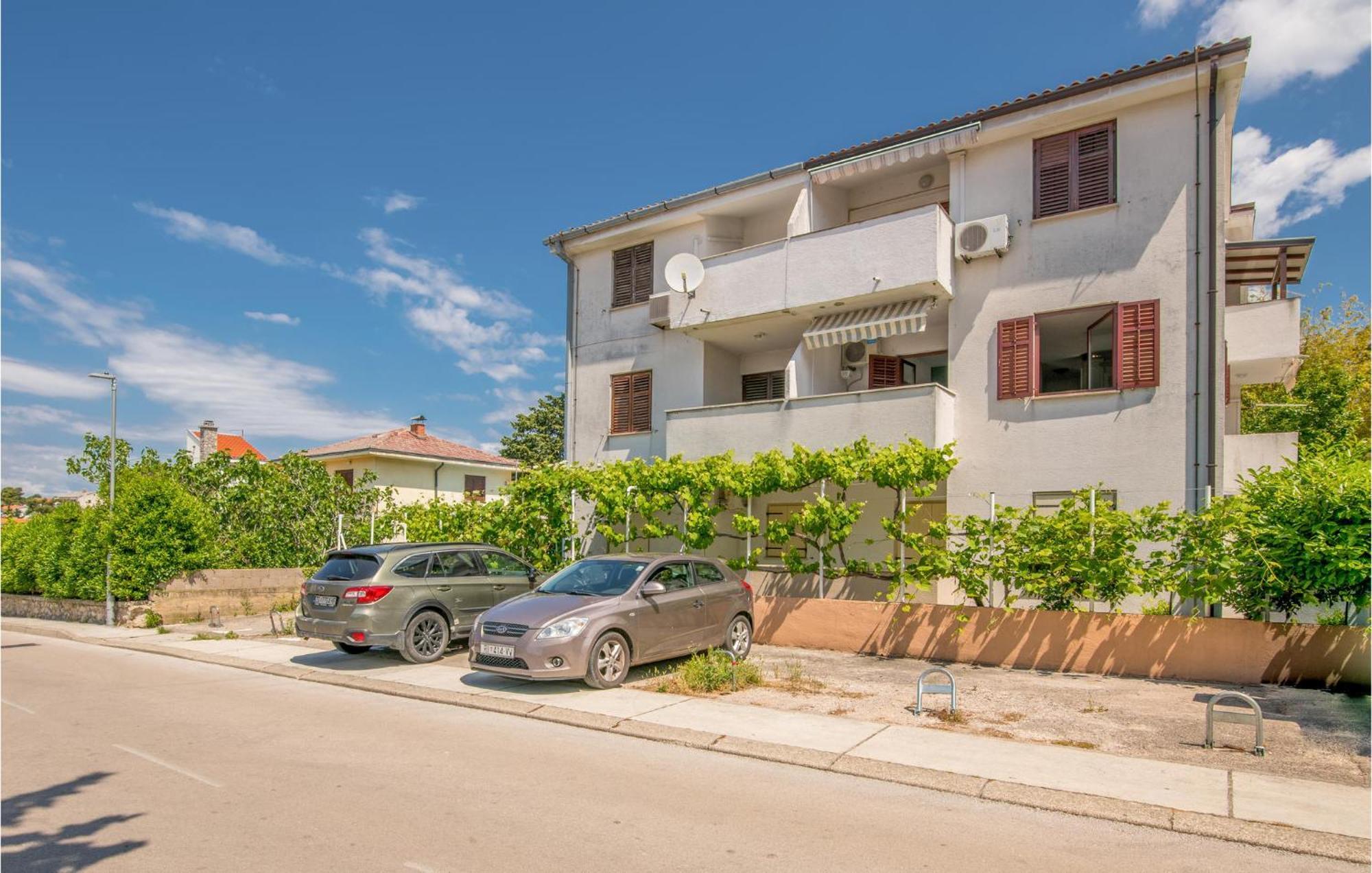 Amazing Apartment In Krk With Kitchen Krk Town Esterno foto